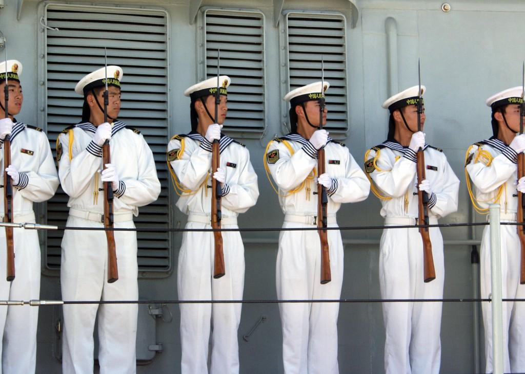 Sailors aboard the Chinese Navy destroyer Qingdao (DDG 113)