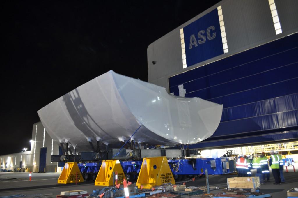 The first Air Warfare Destroyer block to arrive in Adelaide was successfully rolled off the barge at the Government of South Australia’s Common User Facility wharf and into the ASC’s AWD shipyard.